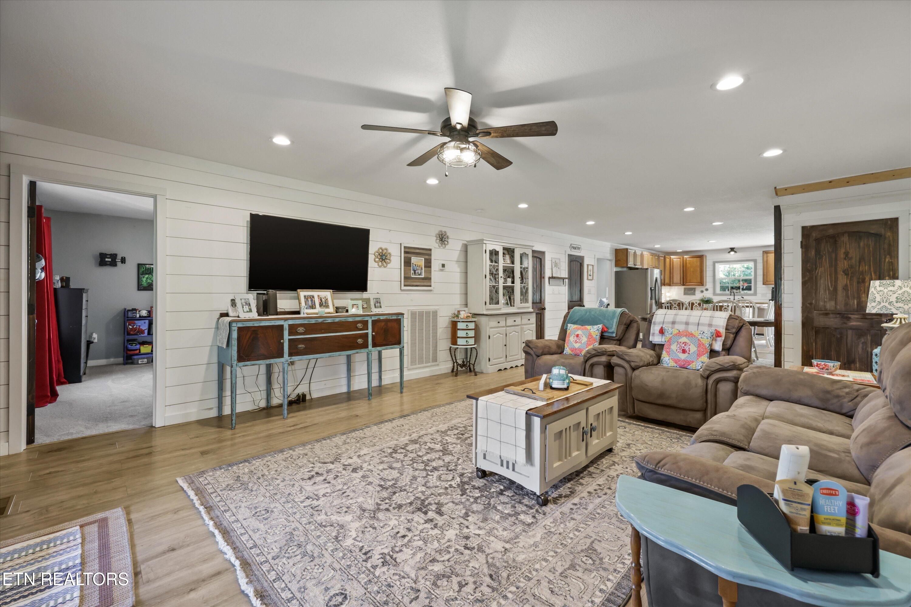 1205 Johnson Road Seymour, TN 37865 - Photo 7 of 43 09-1205 Johnson Rd17