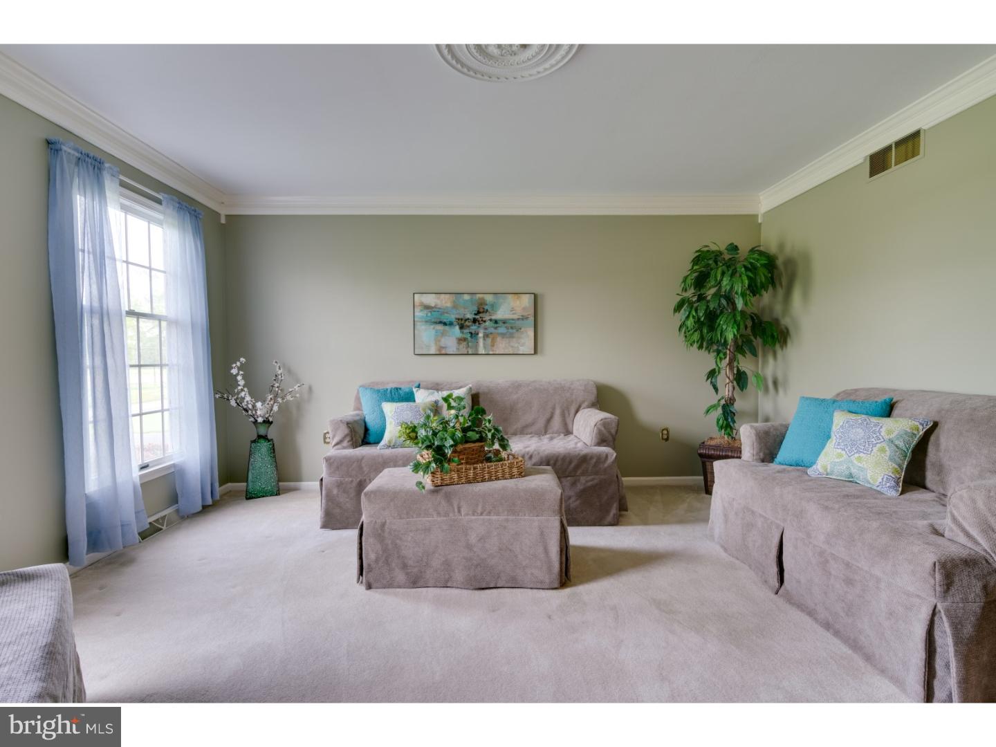 18 Rahilly Road Wrightstown, NJ 08562 - Photo 4 of 25