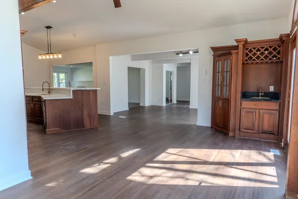 $357,500 | 888 Woodstock Road, Olympia Fields, IL 60461