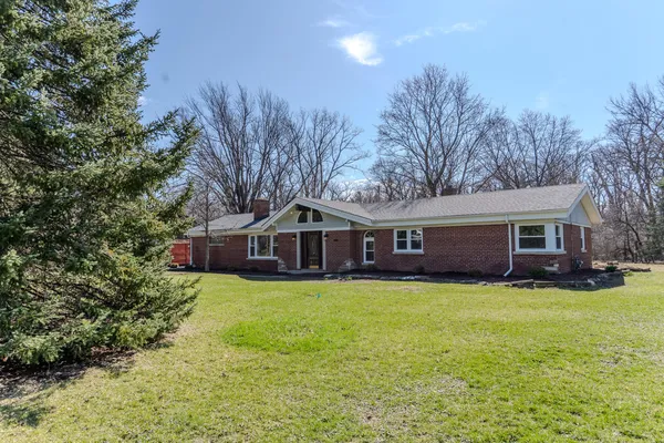 $357,500 | 888 Woodstock Road, Olympia Fields, IL 60461
