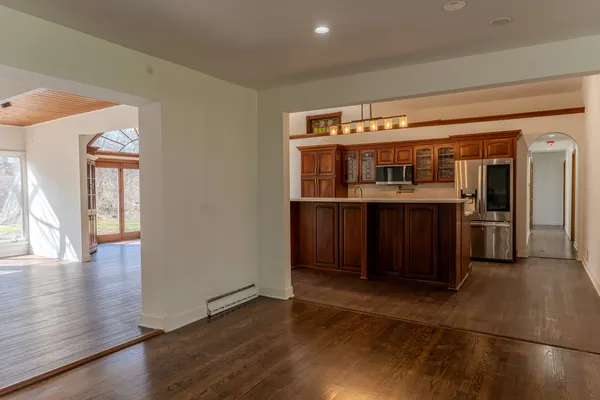 $357,500 | 888 Woodstock Road, Olympia Fields, IL 60461