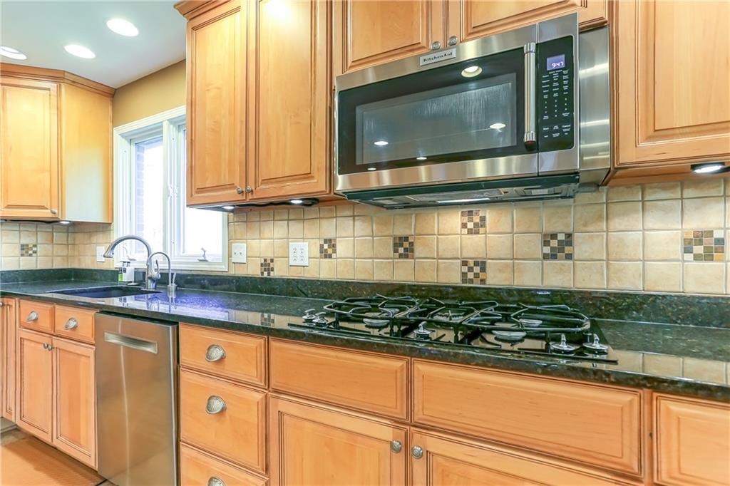 8145 Claridge Road Indianapolis, IN 46260 - Photo 14 of 60 Gallery Image 14