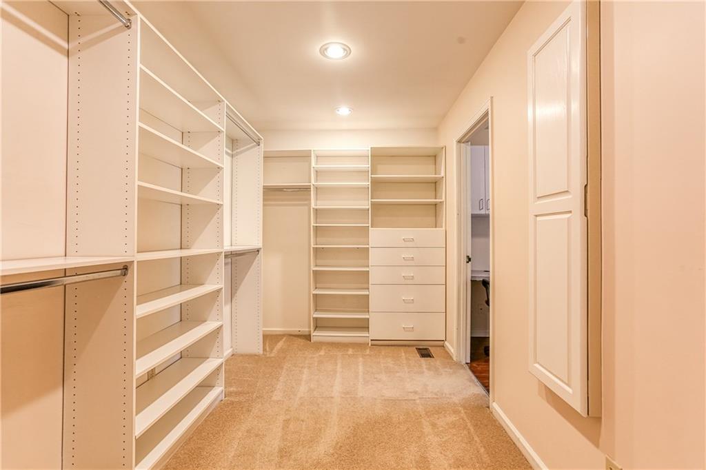 8145 Claridge Road Indianapolis, IN 46260 - Photo 23 of 60 Gallery Image 23