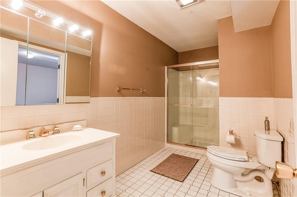 8145 Claridge Road Indianapolis, IN 46260 - Photo 28 of 60 Gallery Image 28