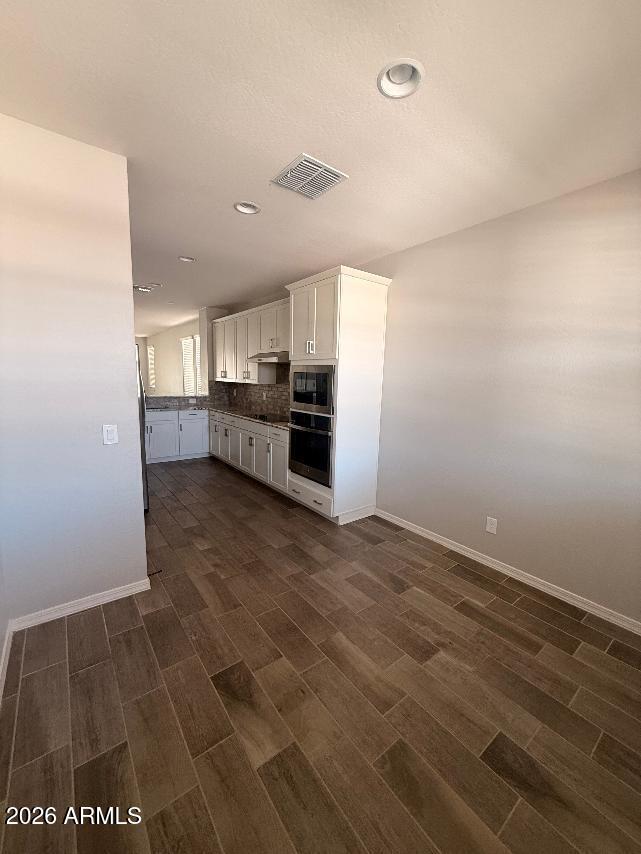 3439 West Oil Well Road San Tan Valley, AZ 85144 - Photo 5 of 16 Kitchen 5