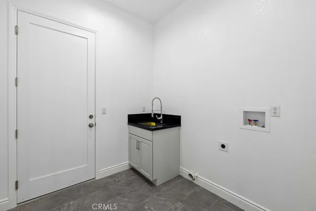 $624,999 | 7214 West W Avenue, Lancaster, CA 93536