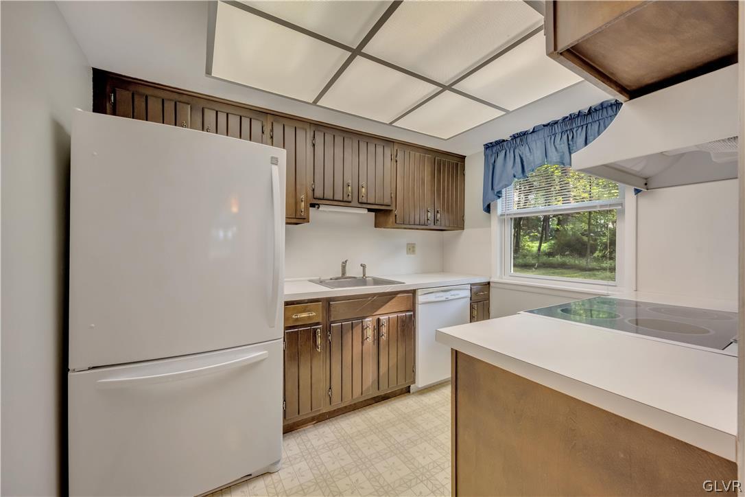 2578 Woods Edge Road Bath, PA 18014 - Photo 7 of 40 Gallery Image 7