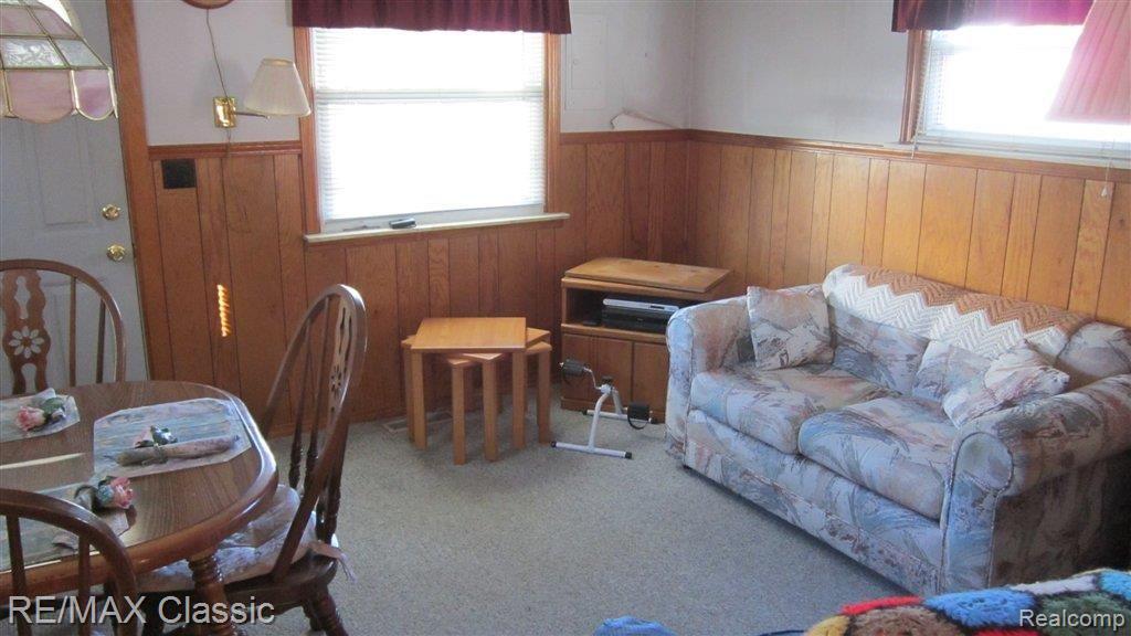 356 Sherbourne Street Inkster, MI 48141 - Photo 7 of 16 family rm