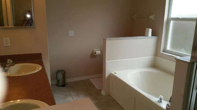 $2,400 | 13523 White Elk Loop, Tampa, FL 33626