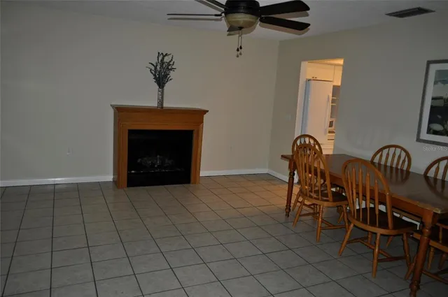$2,400 | 13523 White Elk Loop, Tampa, FL 33626