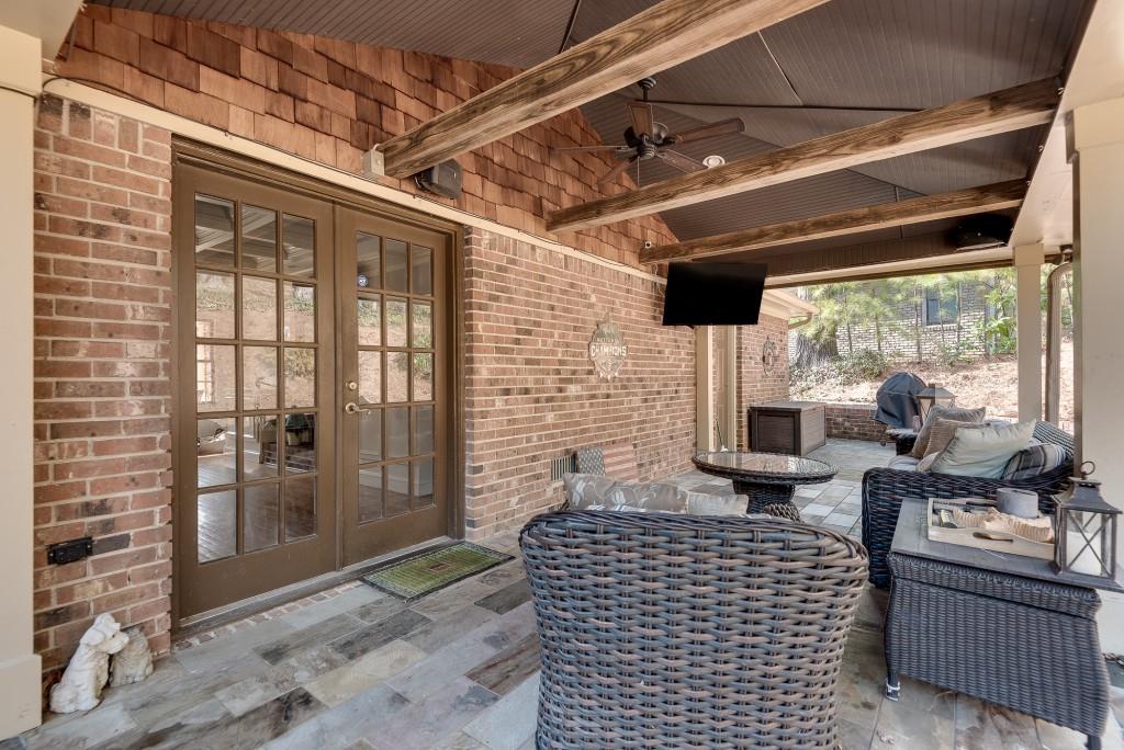 1846 Angelique Drive Decatur, GA 30033 - Photo 37 of 45 a living room with furniture