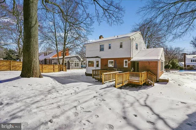 $835,000 | 2412 Cavendish Drive, Alexandria, VA 22308