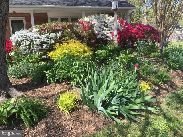 $835,000 | 2412 Cavendish Drive, Alexandria, VA 22308