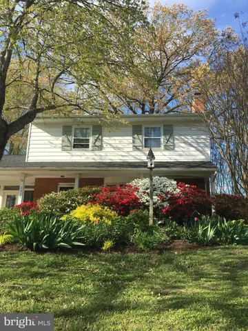 $835,000 | 2412 Cavendish Drive, Alexandria, VA 22308