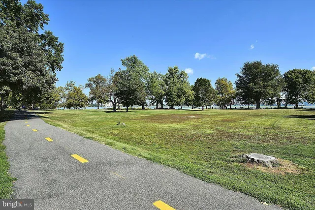 $835,000 | 2412 Cavendish Drive, Alexandria, VA 22308