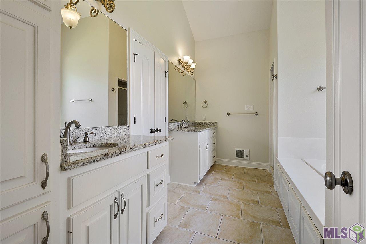8537 Highcrest Drive Baton Rouge, LA 70809 - Photo 9 of 13 Gallery Image 9