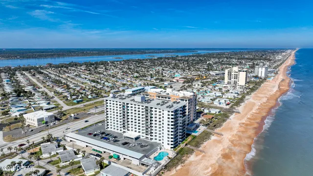 $2,400 | 1415 Ocean Shore Boulevard, Unit 1010, Ormond Beach, FL 32176
