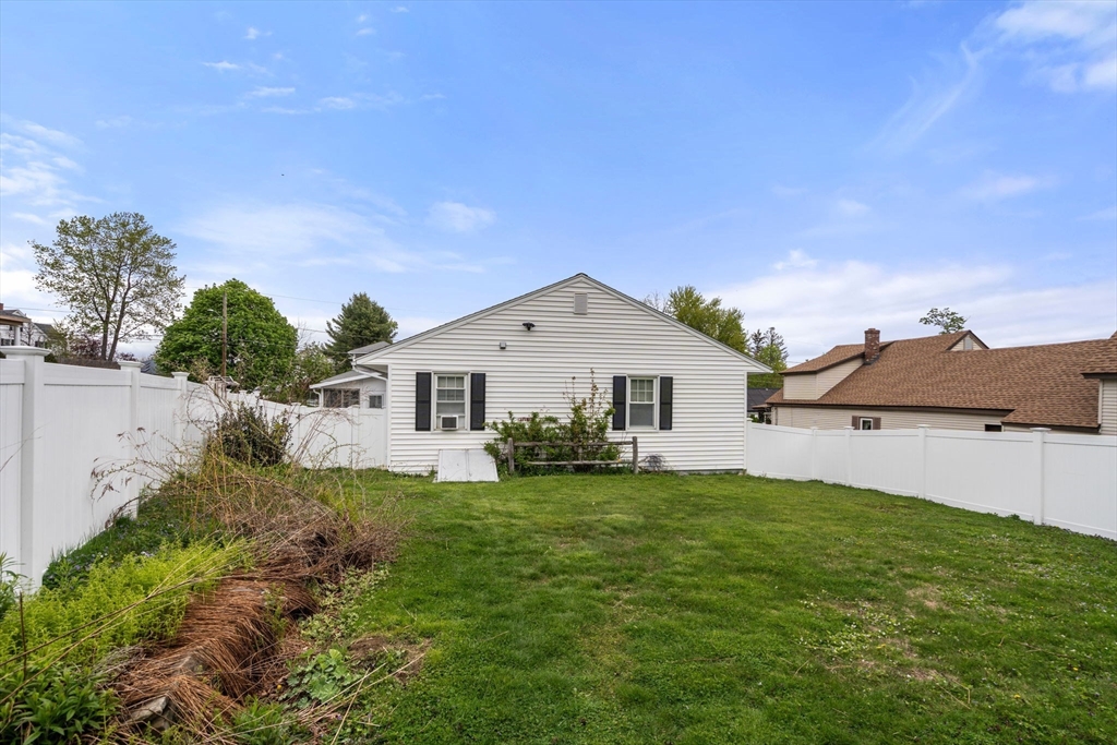48 Charles Street Gardner, MA 01440 - Photo 17 of 20