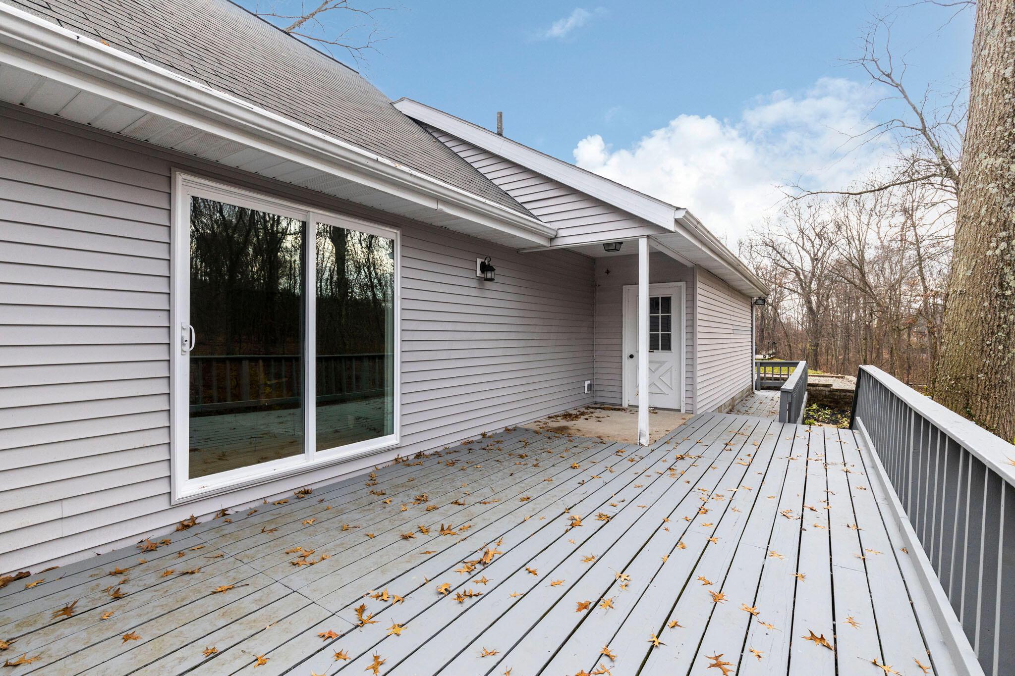 8116 Lewis Center Road Galena, OH 43021 - Photo 7 of 46 Deck