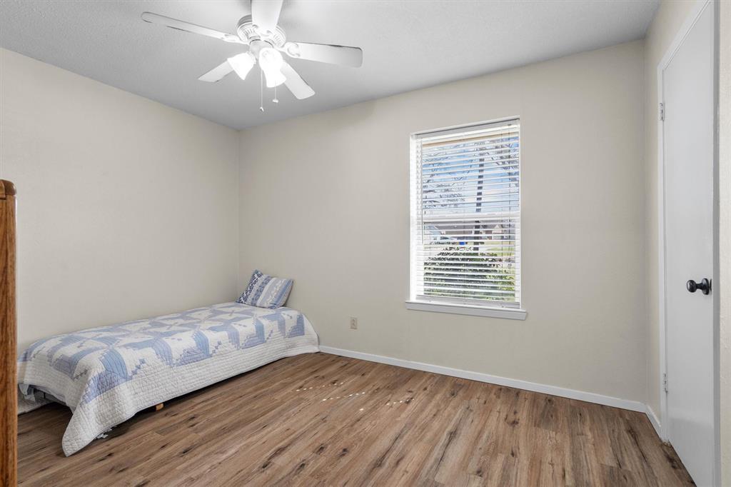 125 West Fifth Street Krum, TX 76249 - Photo 27 of 40