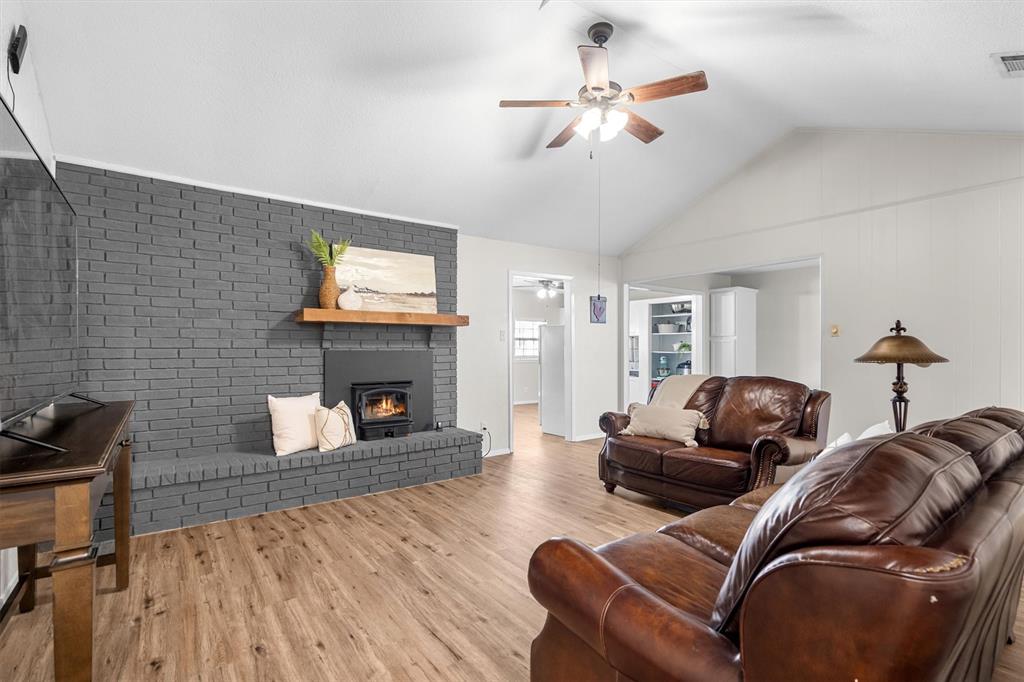 125 West Fifth Street Krum, TX 76249 - Photo 8 of 40