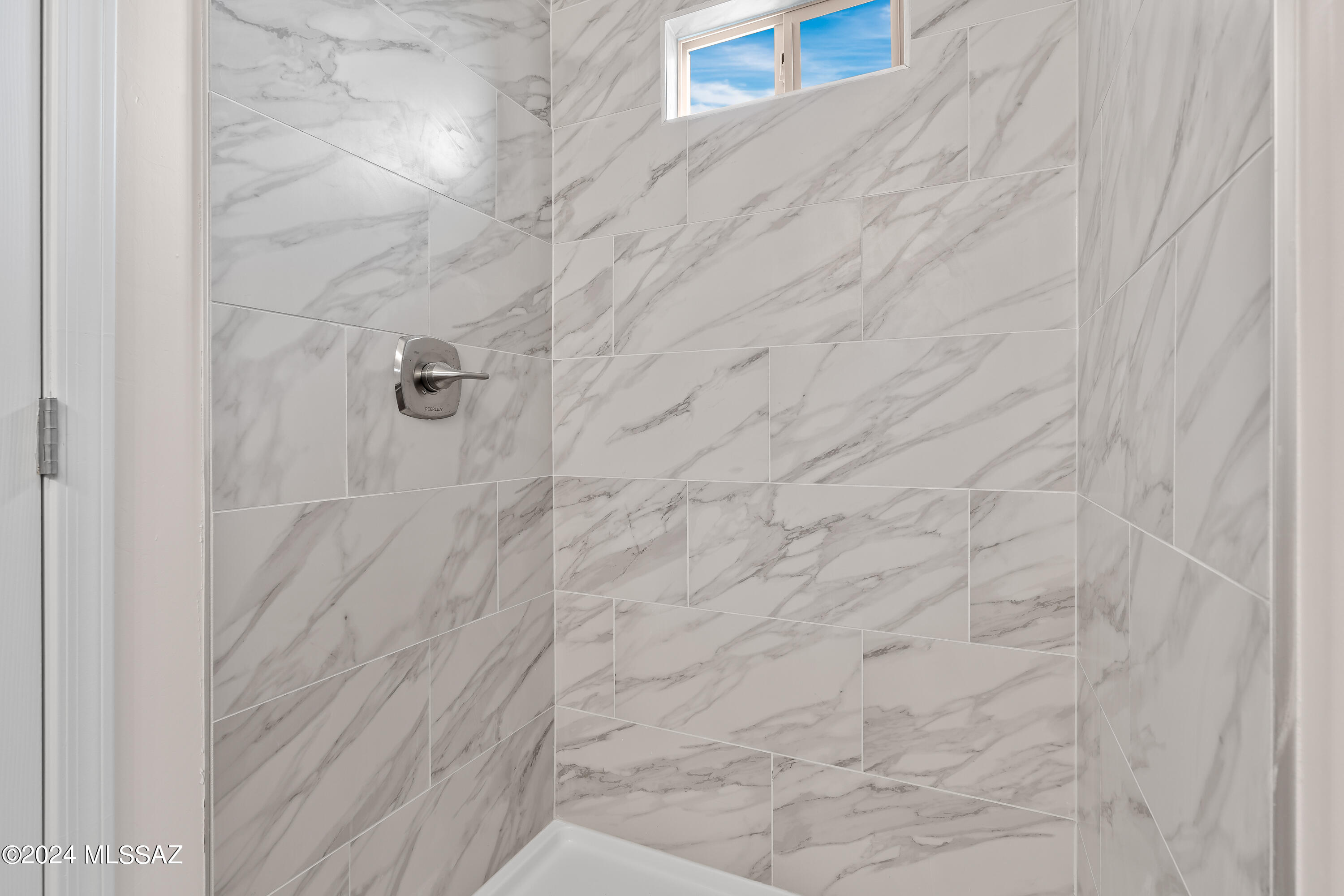 5753 North Avra Road Tucson, AZ 85743 - Photo 11 of 21 Gallery Image 11