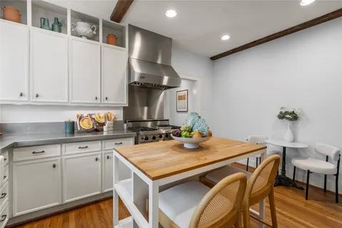 $925,000 | 1806 McDuffie Street, Houston, TX 77019