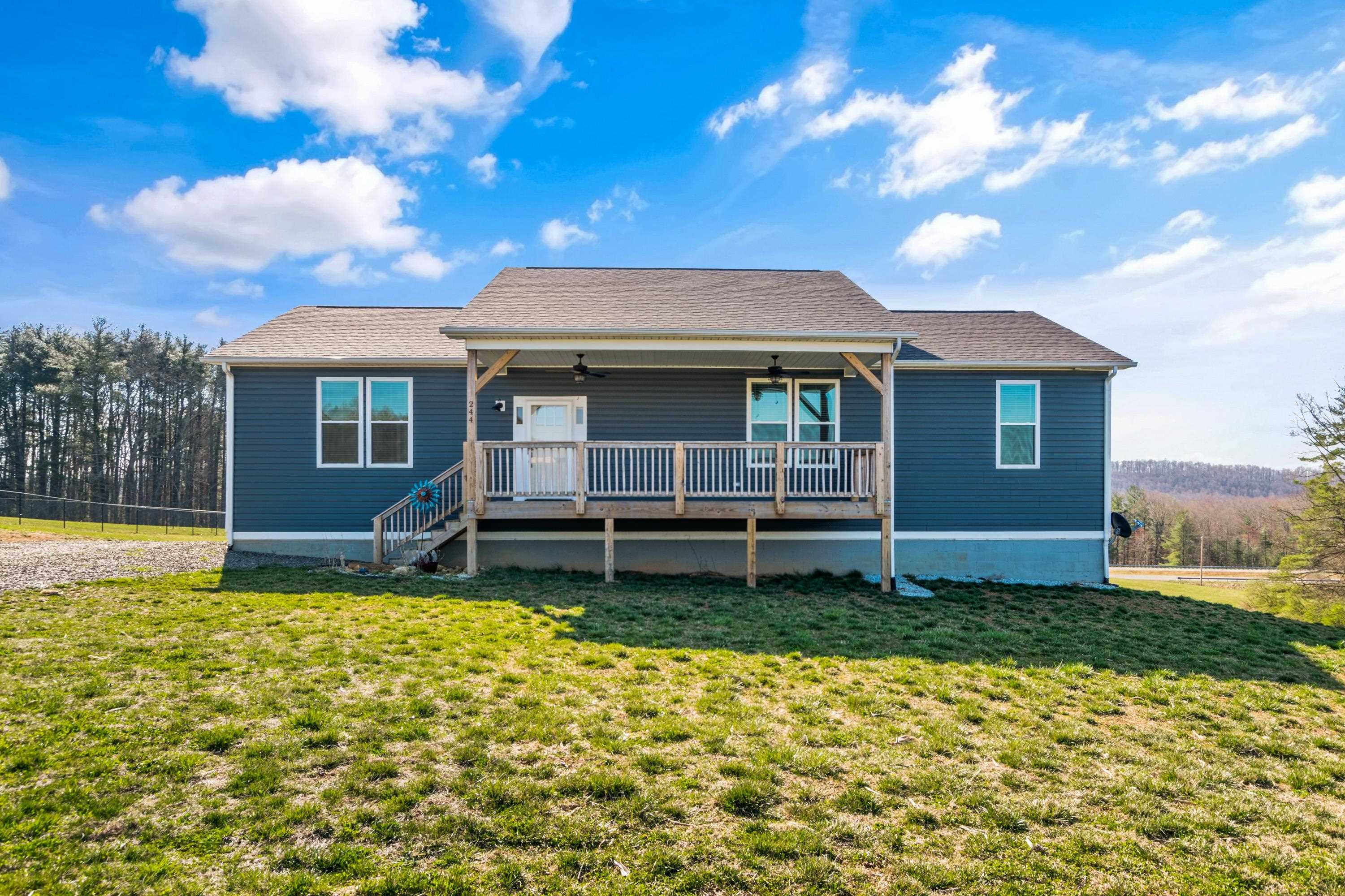 244 Maple Shade Road Laurel Fork, VA 24352 - Photo 3 of 47 Gallery Image 3