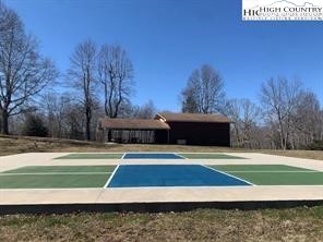 Linhigh Drive Newland, NC 28657 - Photo 15 of 16 a view of a tennis court