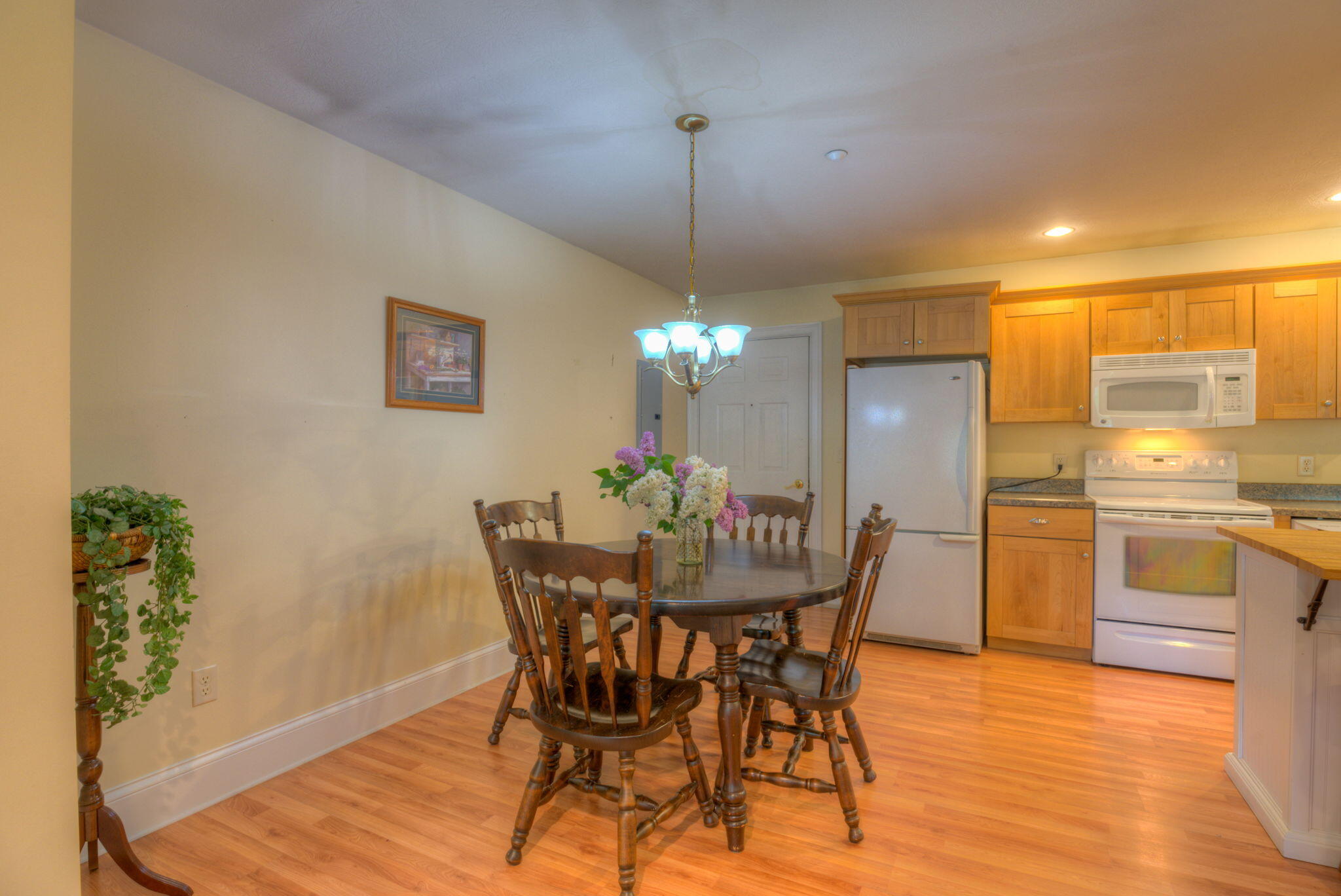 330 Main Street, Unit 2 Cumberland, ME 04021 - Photo 11 of 37 web_Pic#-10 (3)