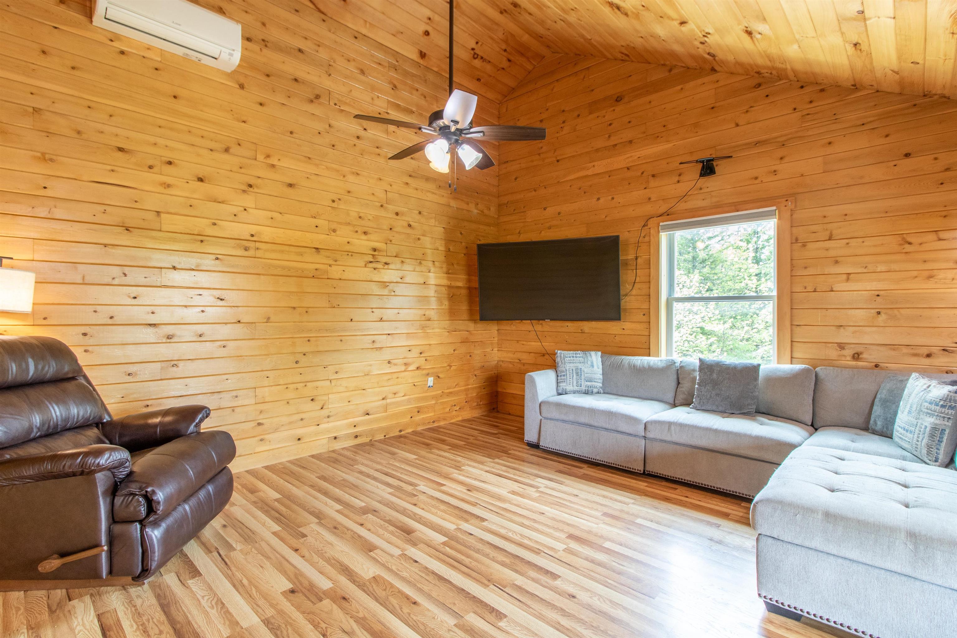 376 Belfry Road Hardwick, VT 05836 - Photo 17 of 34