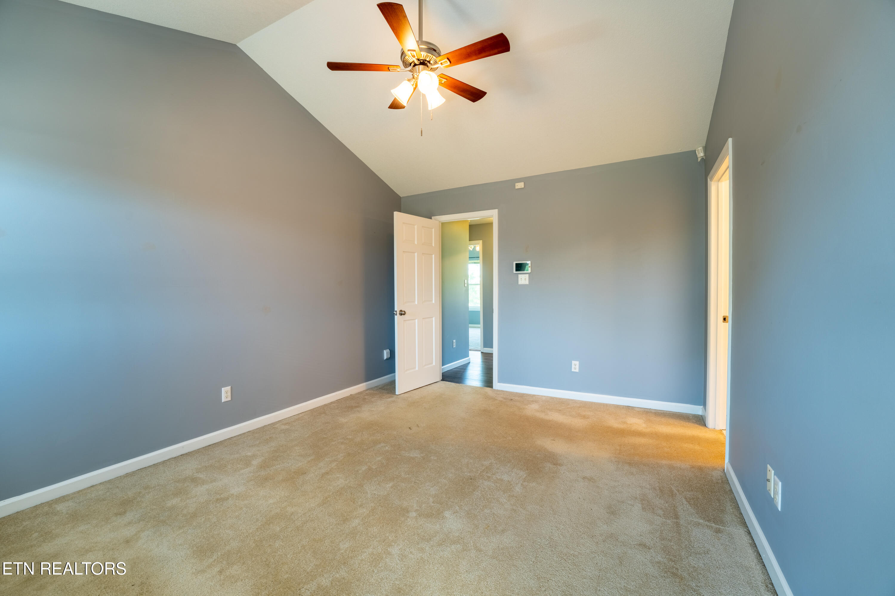 7702 Old Clinton Pike Powell, TN 37849 - Photo 22 of 46 20