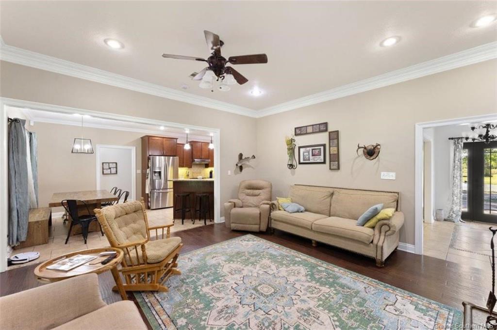 526 Holbrook Park Road Dequincy, LA 70633 - Photo 8 of 42 Gallery Image 8