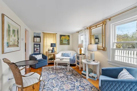 $2,300 | 34 High Street, Unit C, Rockport, MA 01966
