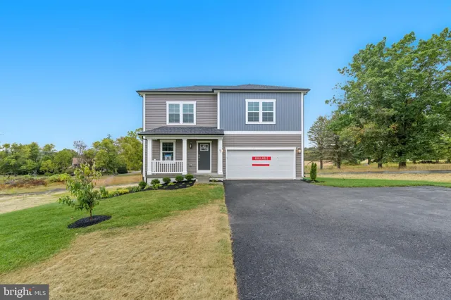 $499,990 | 49 Old York Road, Dillsburg, PA 17019