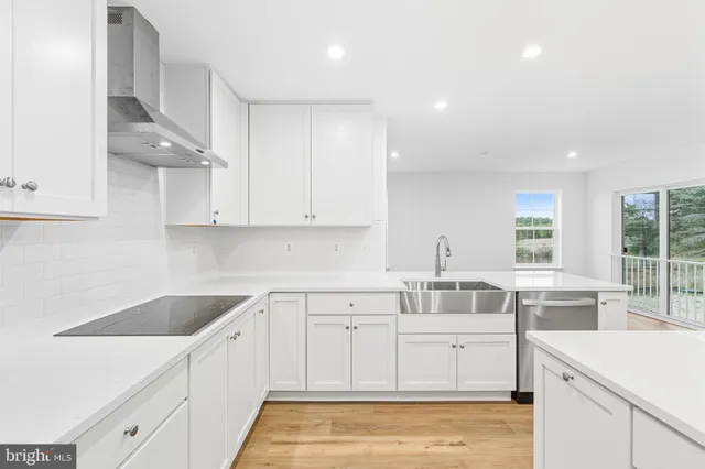 $499,990 | 49 Old York Road, Dillsburg, PA 17019