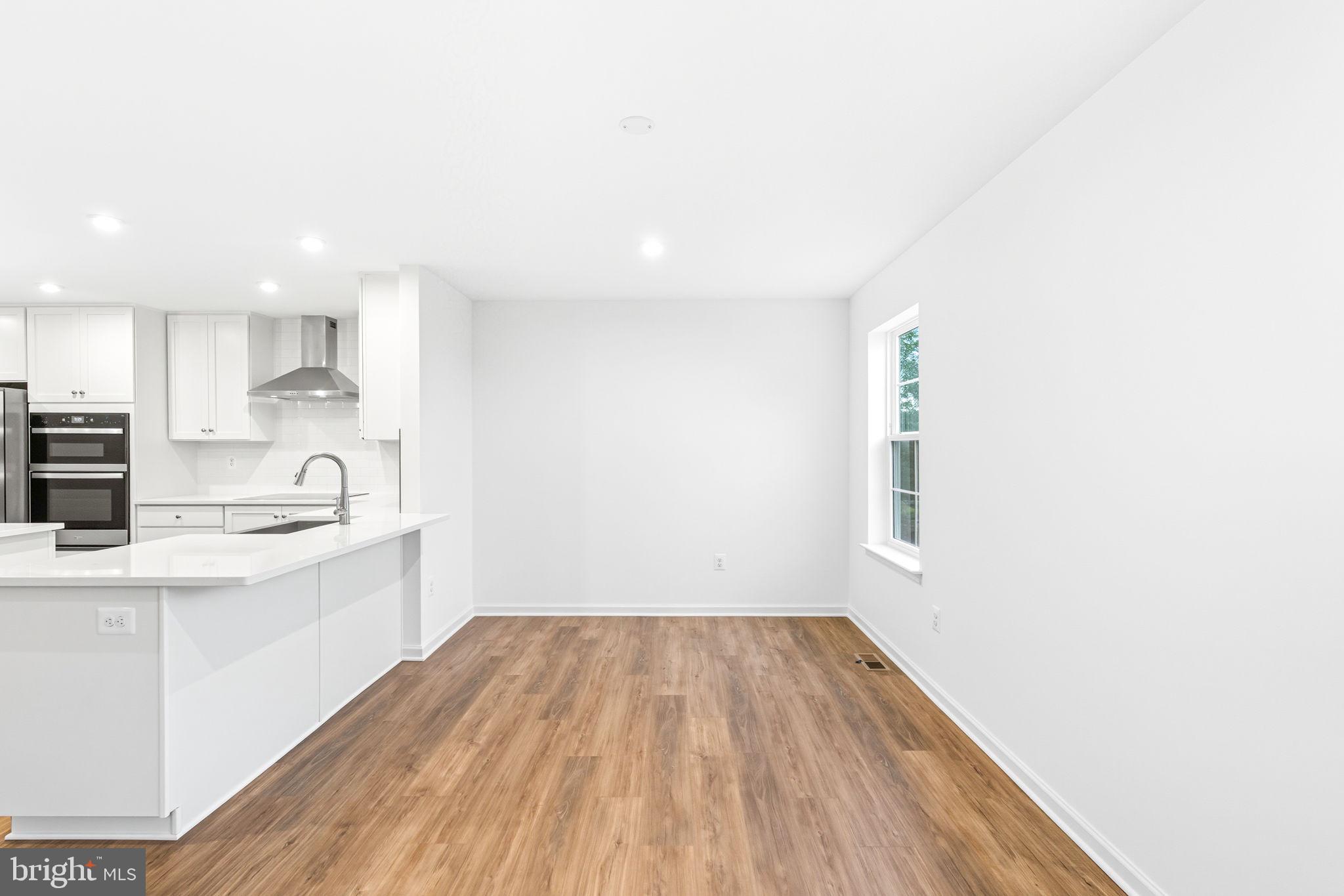 49 Old York Road Dillsburg, PA 17019 - Photo 9 of 37