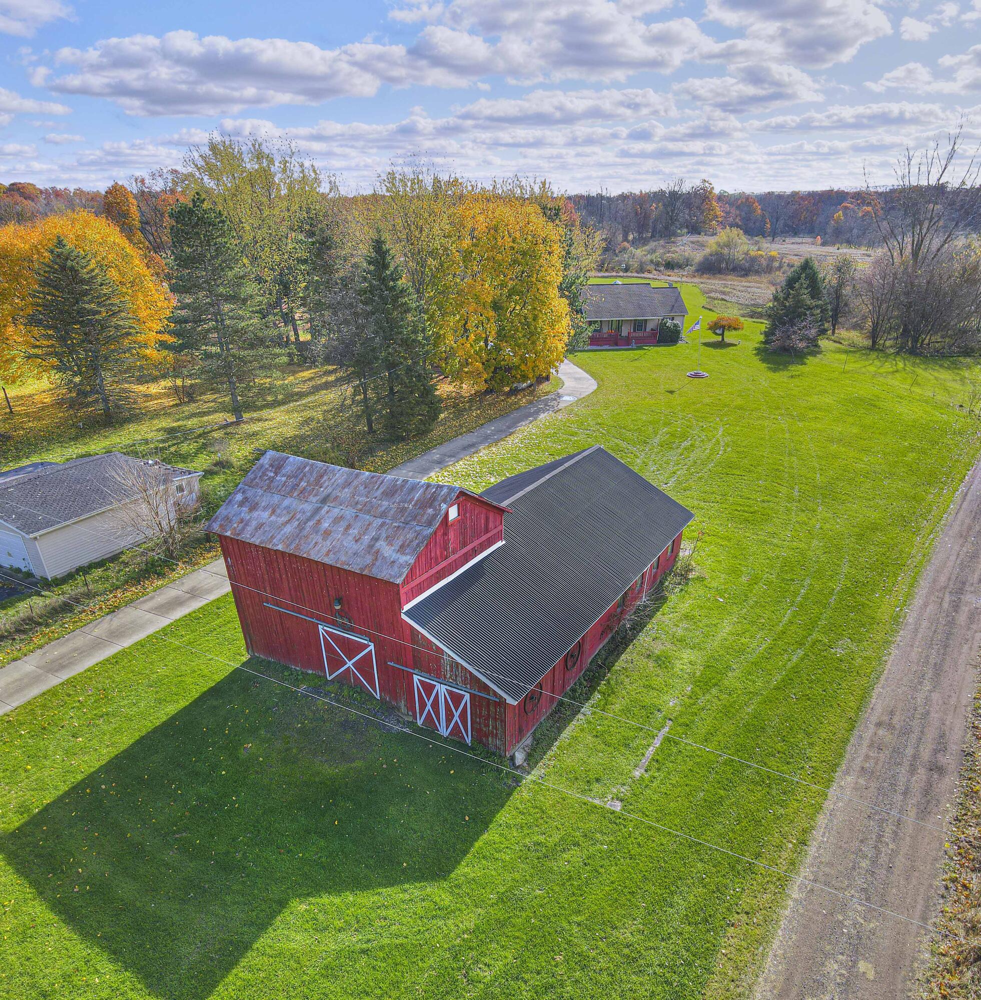 6659 Buckman Road Hanover, MI 49241 - Photo 28 of 48 Big Red Barn