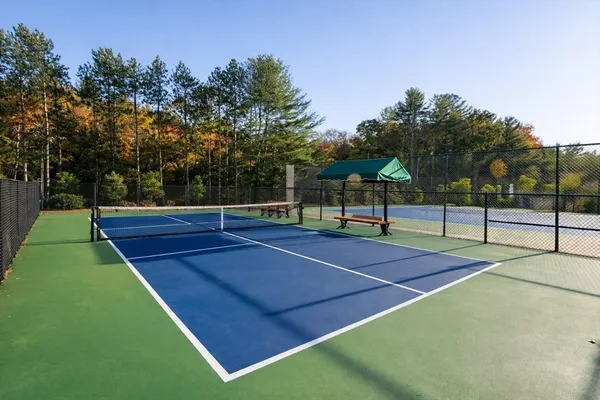 a view of a tennis court