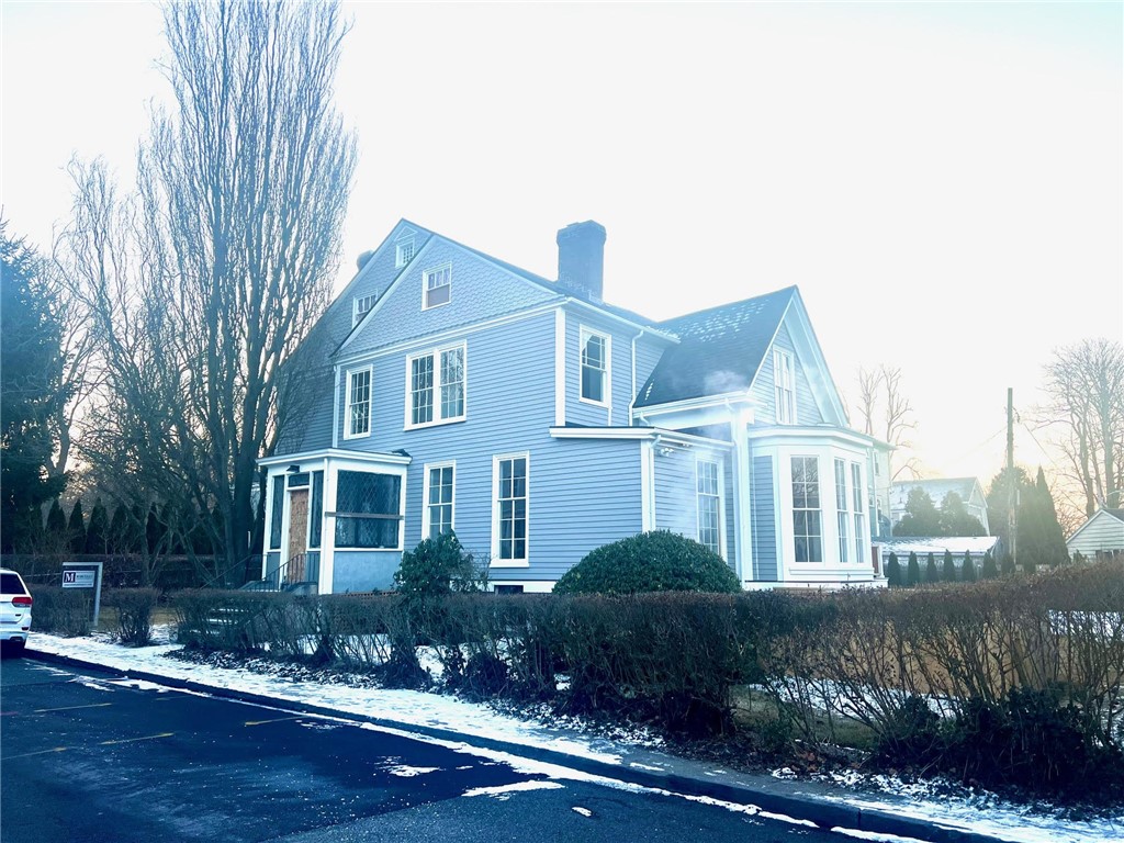 21 Catherine Street Newport, RI 02840 - Photo 1 of 2