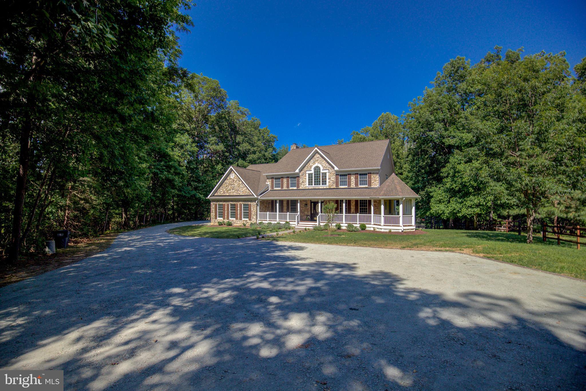 813 Blacks Hill Road Great Falls, VA 22066 - Photo 5 of 92 Welcome to your private retreat