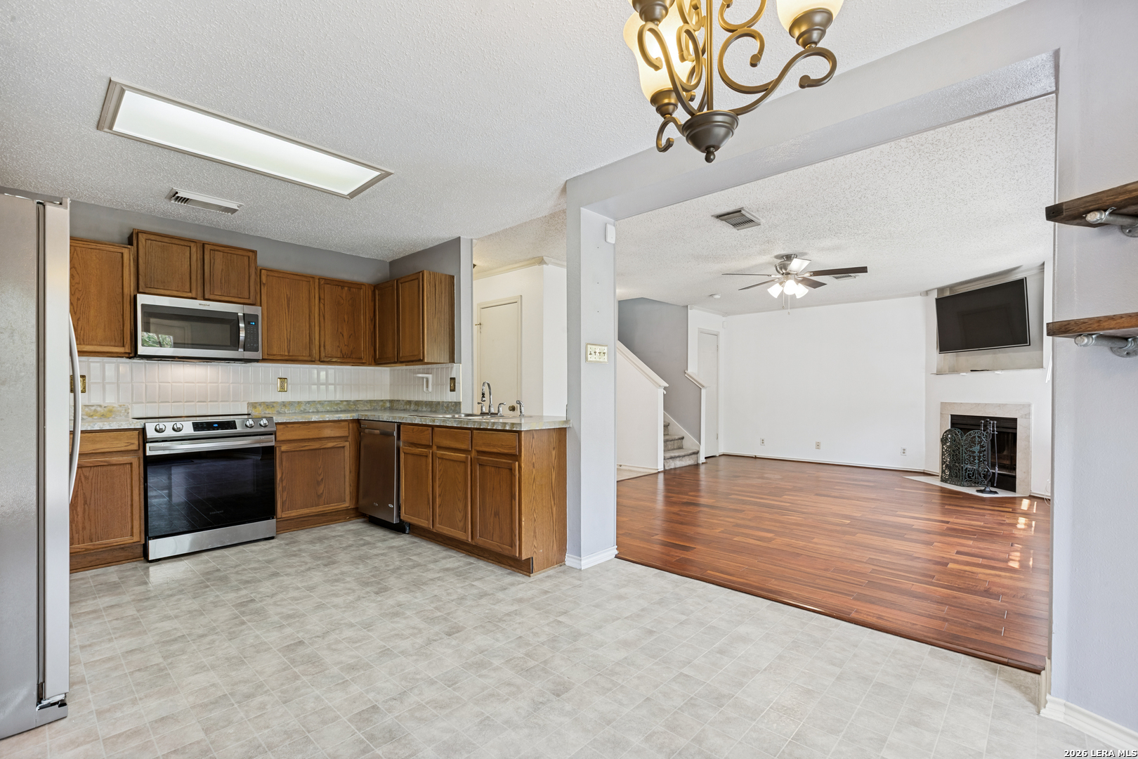 9415 Moonlit Glade Road Helotes, TX 78023 - Photo 8 of 25 Gallery Image 8