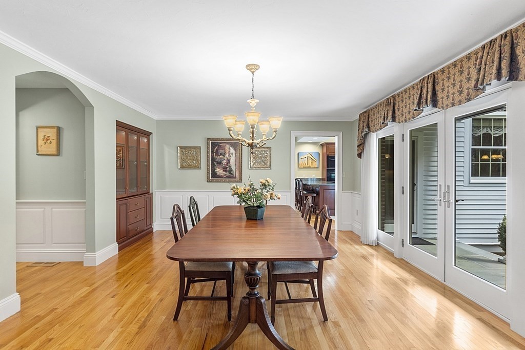 300 Robinson Road Boxborough, MA 01719 - Photo 8 of 42