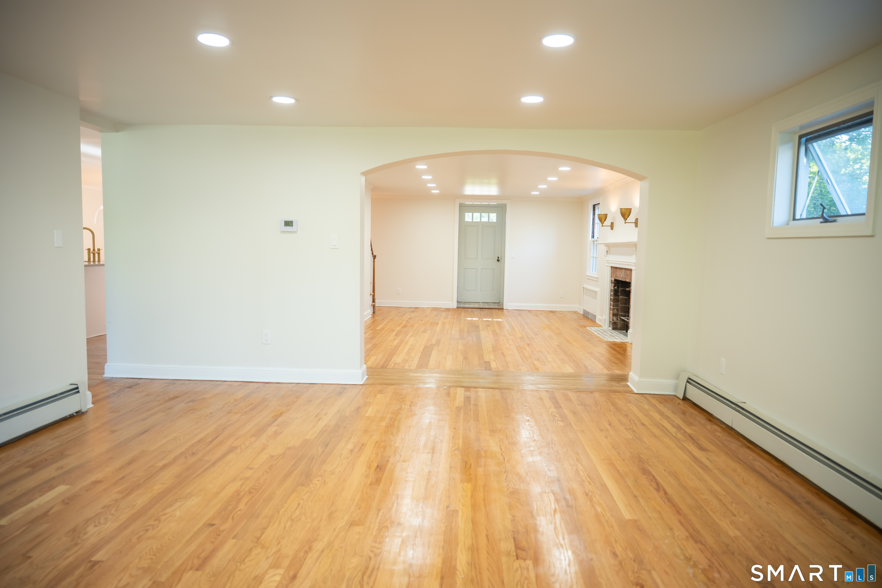249 Ridge Road Wethersfield, CT 06109 - Photo 9 of 14