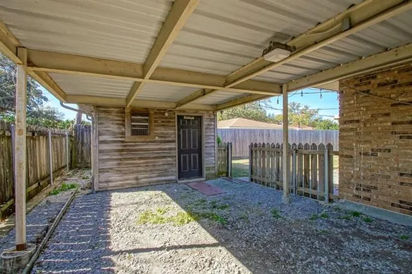 $299,900 | 2676 Saturn Street, Harvey, LA 70058
