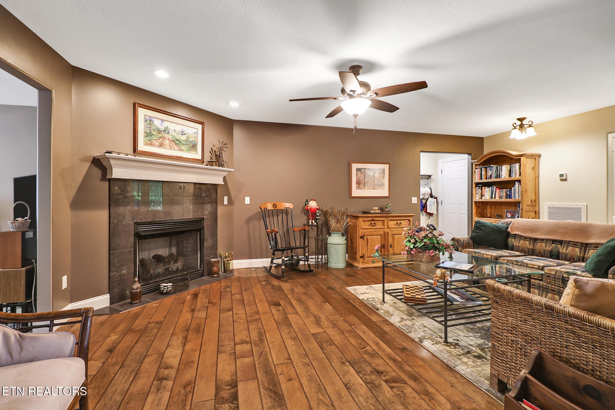239 Rotherham Drive Crossville, TN 38558 - Photo 12 of 35 Gallery Image 12