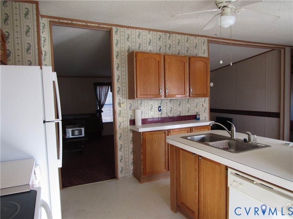 183 Union Grove Road Keysville, VA 23947 - Photo 16 of 38