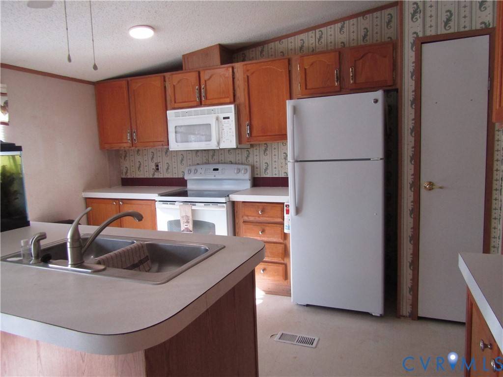 183 Union Grove Road Keysville, VA 23947 - Photo 17 of 38