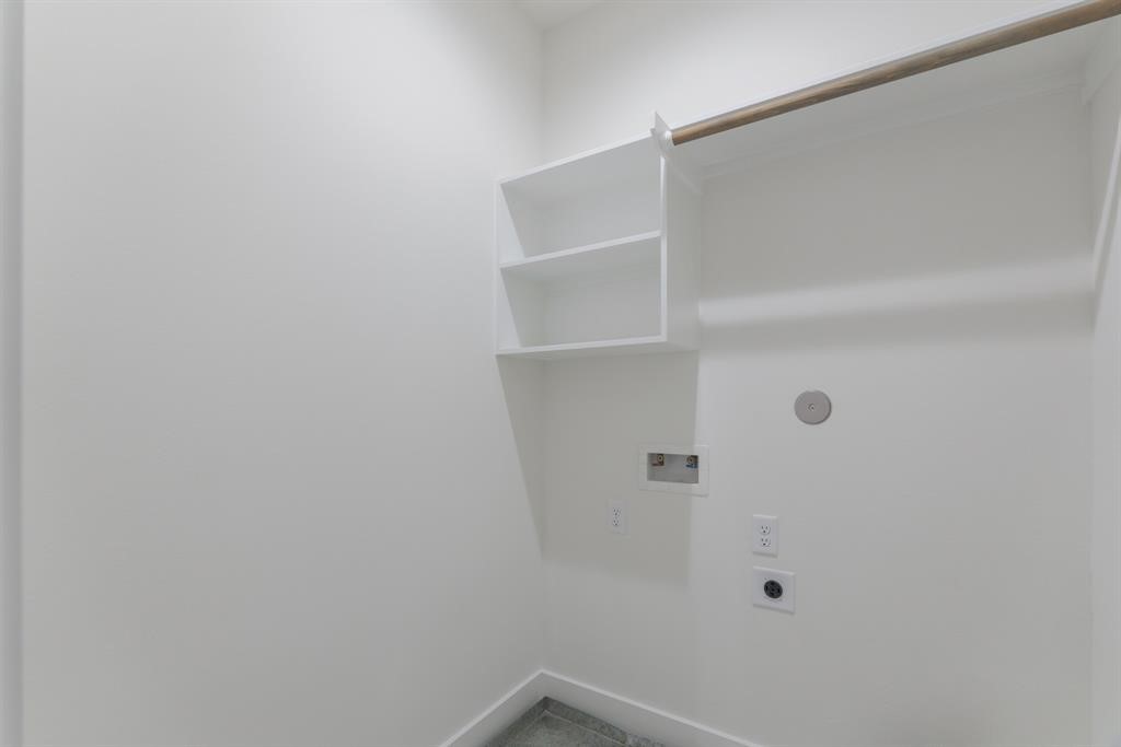 890 Lucky Street, Unit A Houston, TX 77088 - Photo 43 of 48 a view of small space