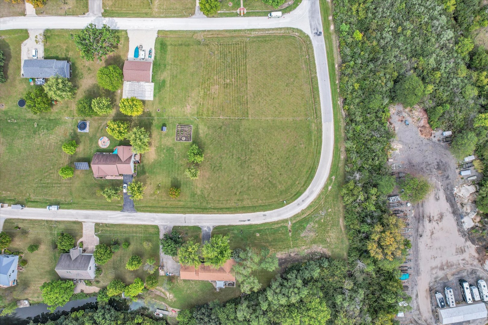 132 Comanche Trail Loda, IL 60948 - Photo 5 of 14 an aerial view of a residential houses with outdoor space